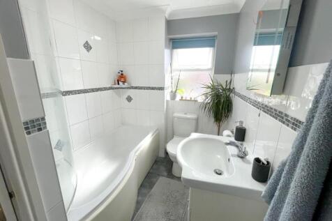Bathroom.jpeg