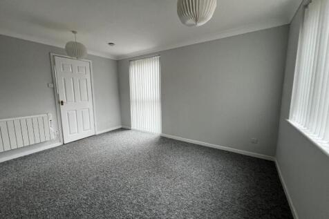 Sitting/Dining Room