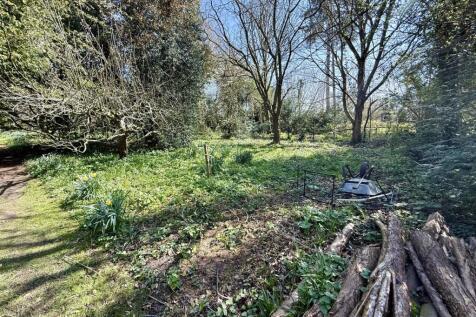 Walled Garden - Available By Separate Negotiation. 