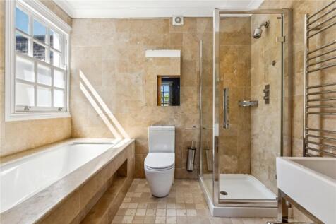 Principal Bathroom