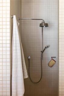 Principal Bathroom