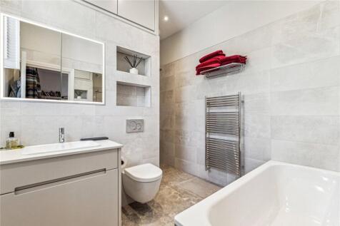 2nd Bathroom