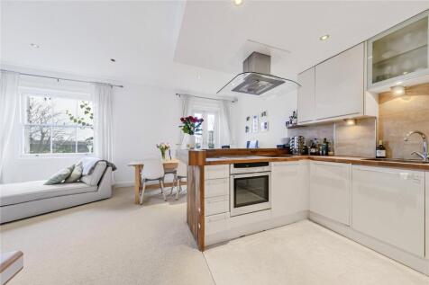 Kitchen/Reception