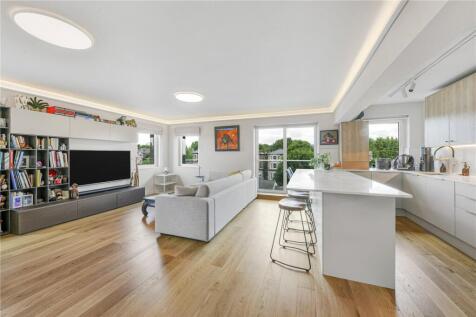 Kitchen/Reception