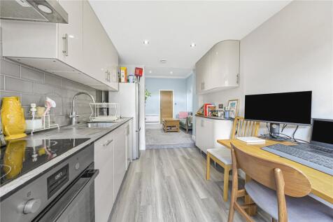 Kitchen/Reception