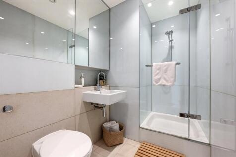 Family Shower Room