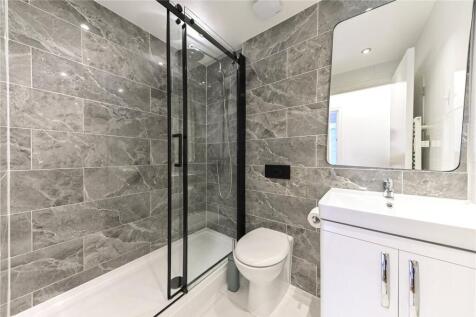 Family Shower Room