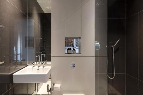 Family Shower Room
