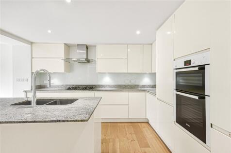 Kitchen/Reception
