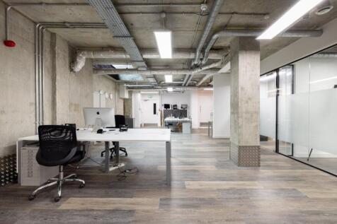 HiRes 4345 East Smithfield8.jpg