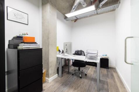 HiRes 4345 East Smithfield3.jpg