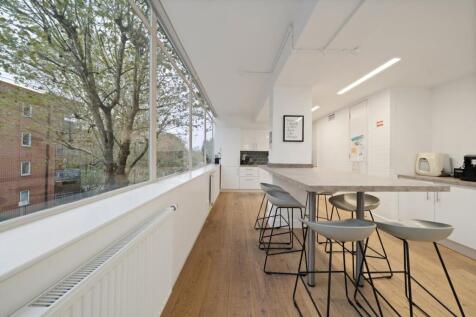 Kirkdale House First Floor E11 PH2.jpg