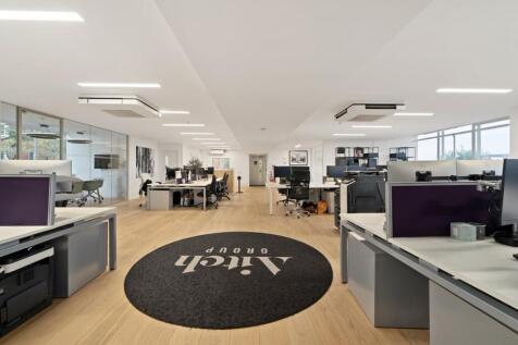 Kirkdale House First Floor E11 PH13.jpg