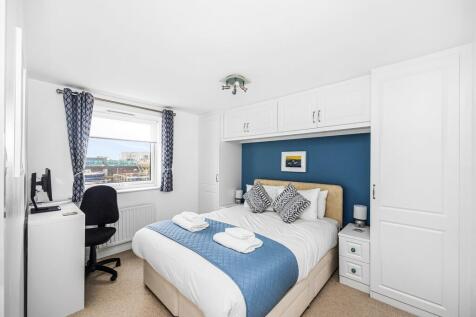 Master Bedroom an...
