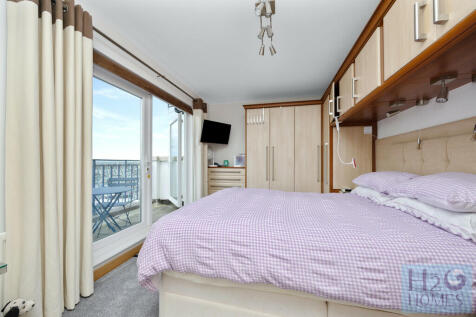 Collingwood Court...