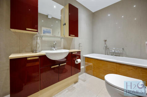 Collingwood Court...