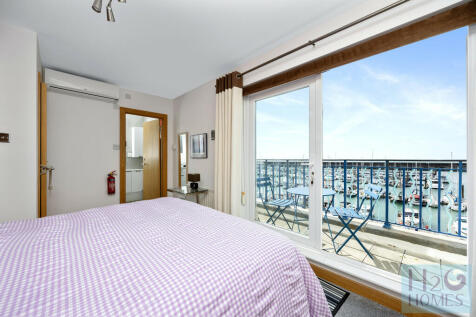 Collingwood Court...