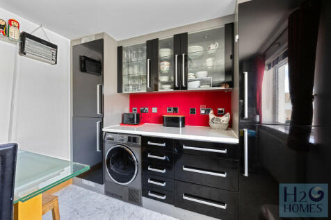 Collingwood Court...