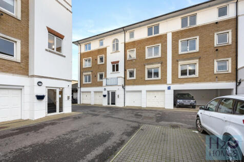 Britannia Court_5...