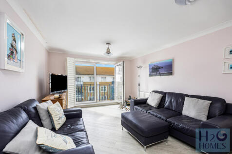 Collingwood Court...