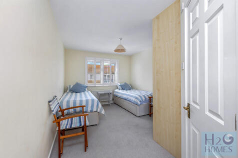 Collingwood Court...