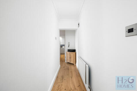 Wellington Court,...
