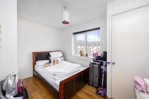 Collingwood Court...
