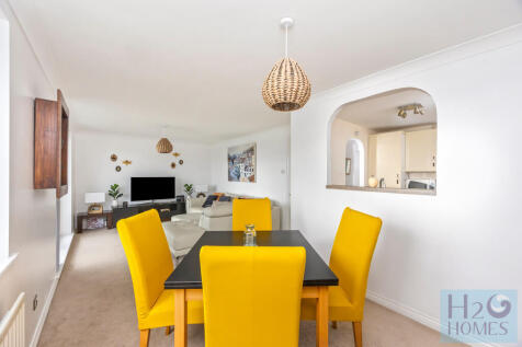 Collingwood Court...