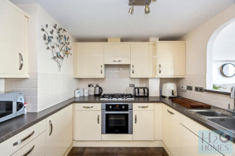 Collingwood Court...