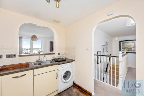 Collingwood Court...