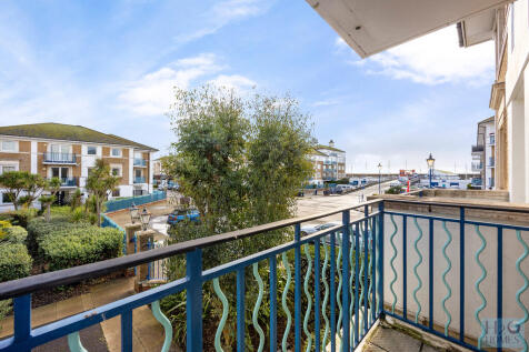 The Strand, Hamil...