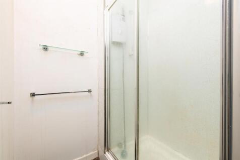 Shower.jpg