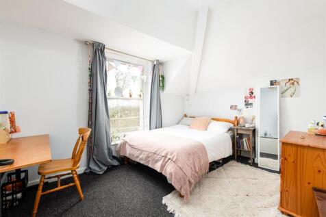Bedroom1.jpg
