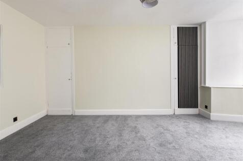 Bedroom1_4.jpg