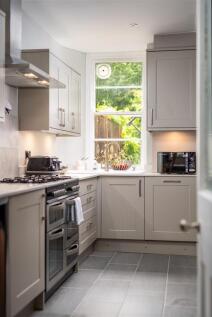 Kitchen_1.jpg