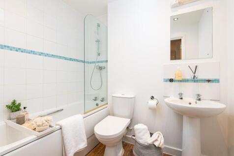 Bathroom.jpg
