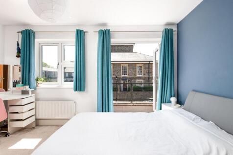 Bedroom1_3.jpg