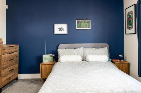 Bedroom2_3.jpg