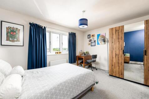 Bedroom2_1.jpg