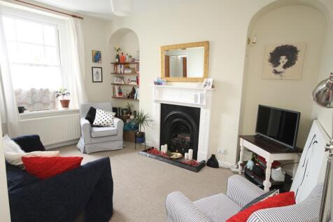 Lounge 2 (Copy).JPG