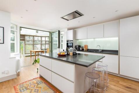 Kitchen_1.jpg