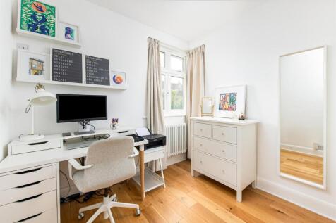 Bedroom4.jpg
