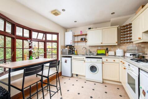 Kitchen_1.jpg