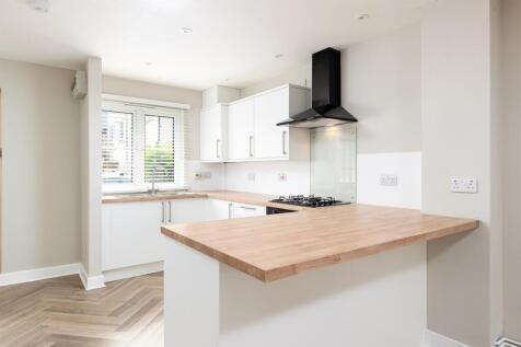 Kitchen_1.jpg
