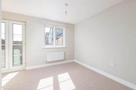 Bedroom1_2.jpg