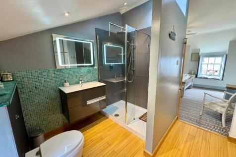 PHOTO-2025-10-11-10-18-39 (15).jpg