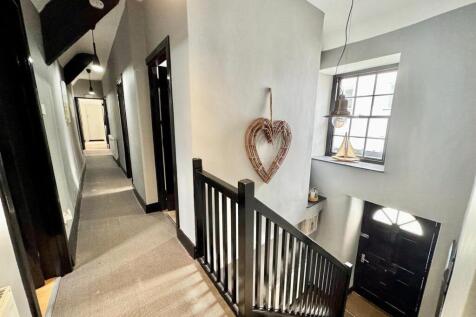 PHOTO-2025-10-11-10-18-39 (1).jpg