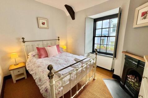 PHOTO-2025-10-11-10-18-39 (5).jpg