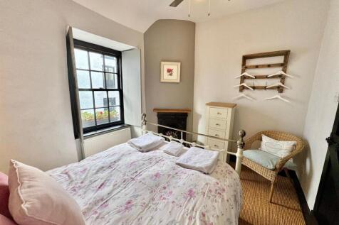 PHOTO-2025-10-11-10-18-39 (7).jpg