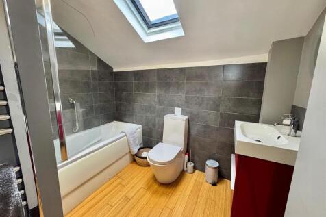 PHOTO-2025-10-11-10-18-39 (2).jpg